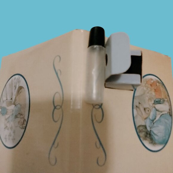 Frederick Warne Peter Rabbit Art Set Crayons Color Pencils Markers House Box - Picture 13 of 14